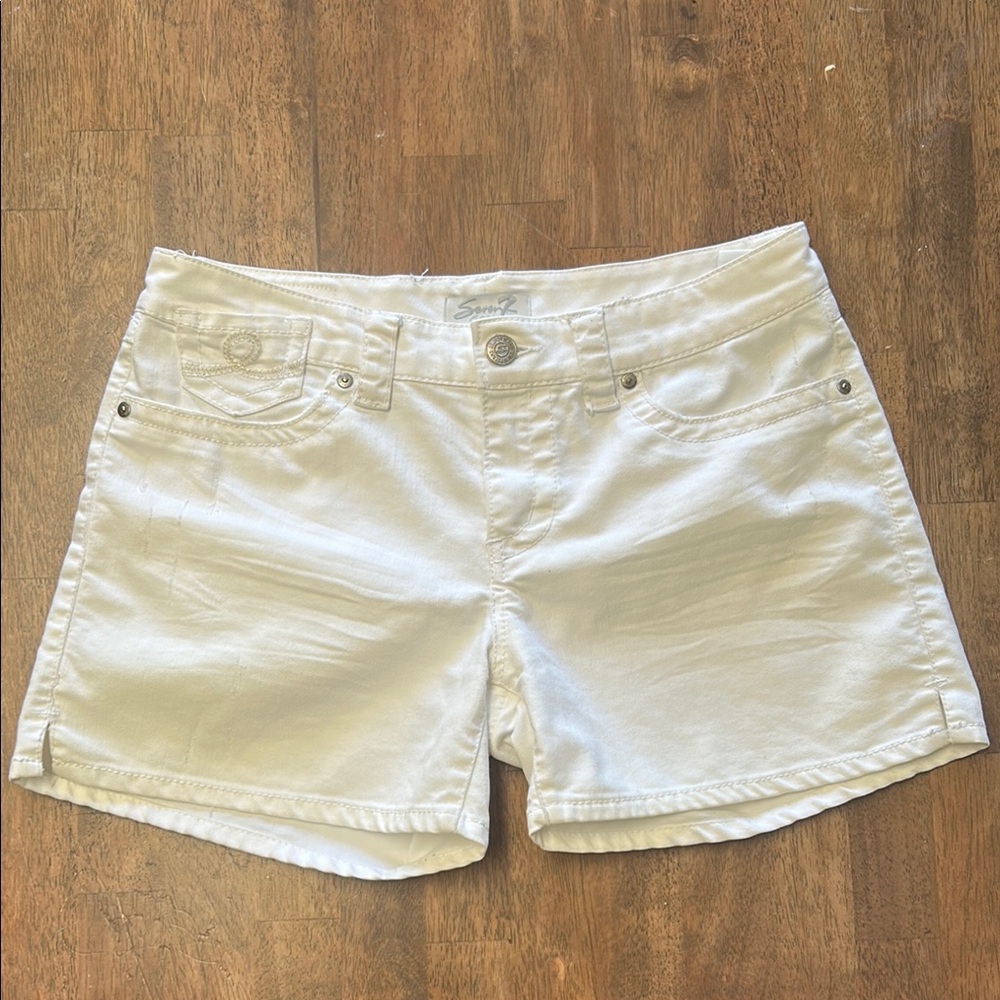 Women's White Denim Shorts Seven7